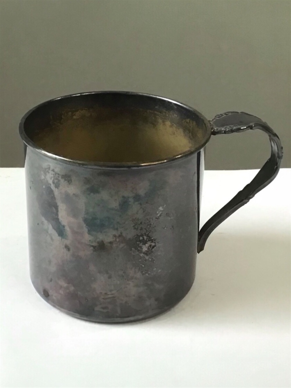 Vintage 1881 ROGERS Silver Plated Baby Cup With Floral Spoon Handle 2-3/8” High